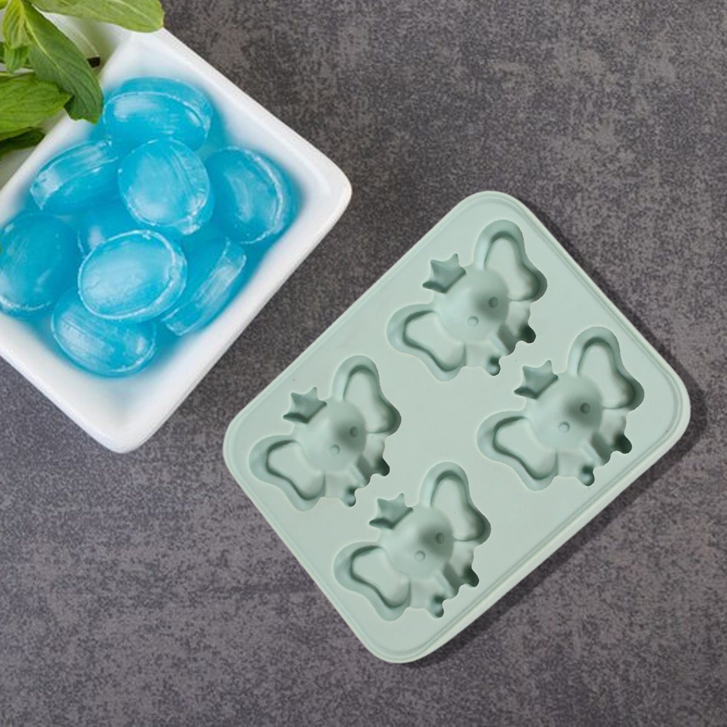 Silicone Cartoon Shape 4 Grid Ice Cube Tray Ice Cube Molds Trays Small Cubes Tray For Fridge, Flexible Silicon Ice Tray (1 pc) Silicone Cartoon Shape 4 Grid Ice Cube Tray Ice Cube Molds Trays Small Cubes Tray For Fridge, Flexible Silicon Ice Tray (1 pc)